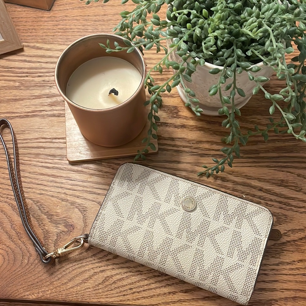 Michal Kors Wallet